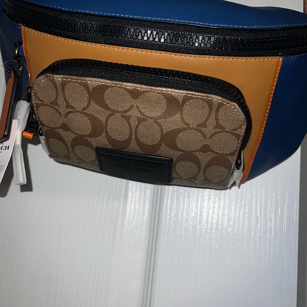 Coach waist bag - Picture 4 of 8